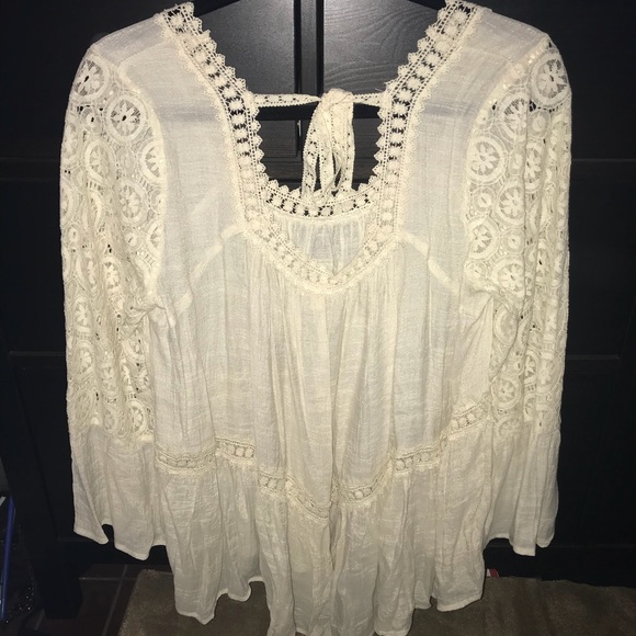 Vici Collection Delilah Lace Top - Picture 4 of 5